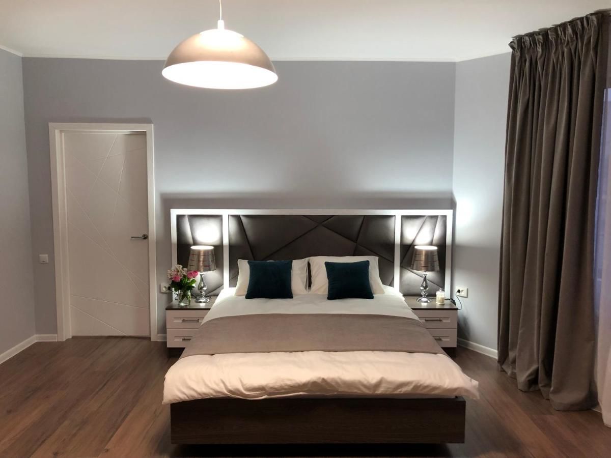 Апарт-отели Loft Apartments Shymkent Шымкент