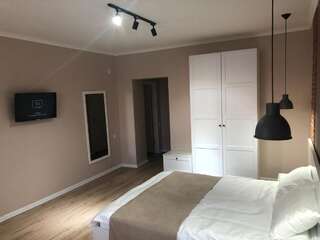 Апарт-отели Loft Apartments Shymkent Шымкент Улучшенные апартаменты-9